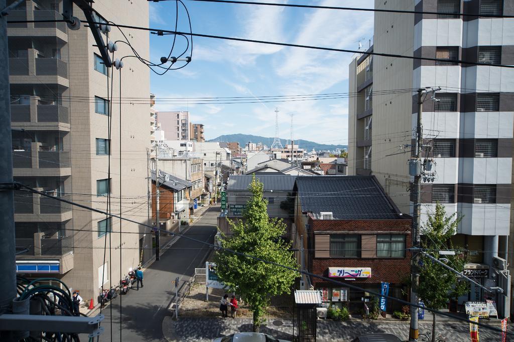Yoko & Akira Guest house